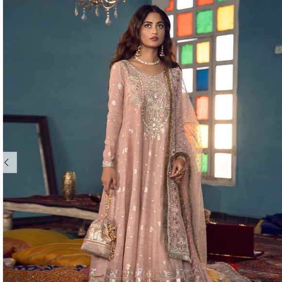 Indian Pakistani outfit by faiza saqlain - Picture 3 of 5